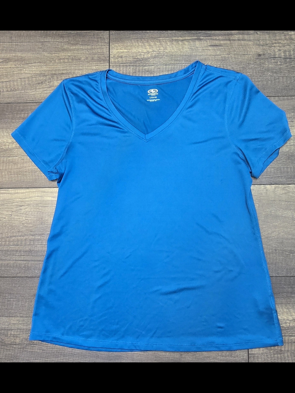 Women's V-Neck Active Tee in Royal Blue